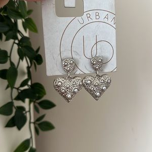 Urban Outfitters Silver and Pearl Heart Dangle Earrings